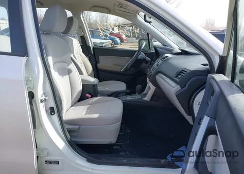 2014 Subaru Forester 2.5I z USA, uszkodzony, nr VIN JF2SJAAC5EH538448